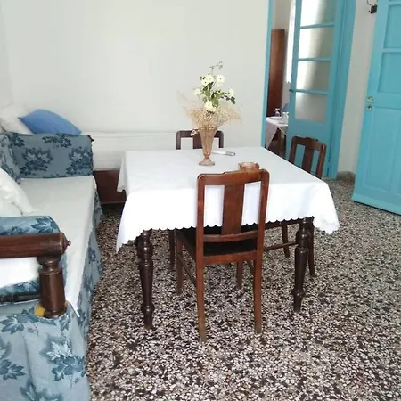 Apartman Parikia's Grandma Studio *