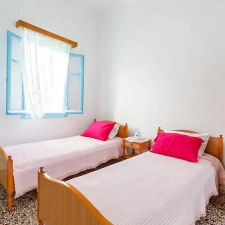 Parikia's Grandma Studio Apartman Párosz